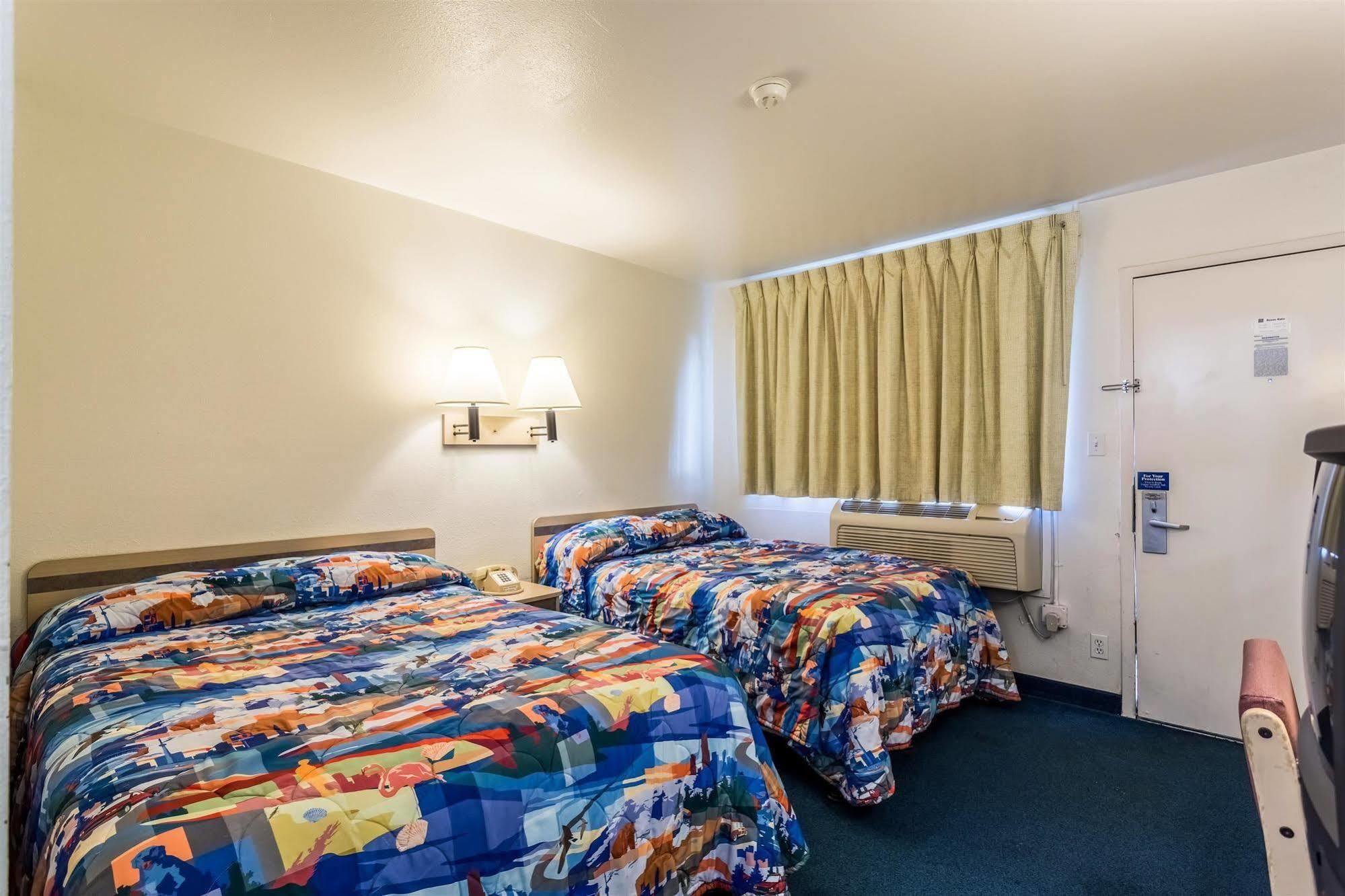 Motel 6-Moses Lake, Wa Екстер'єр фото